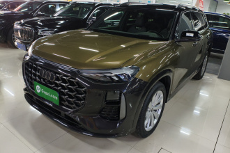 奥迪Q6 2024款 45 TFSI quattro 齐云型 飞骑套装 6座