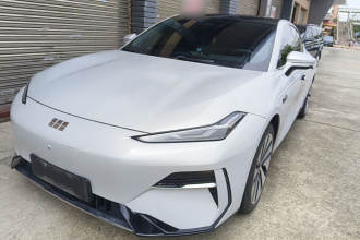 吉利银河 银河E8 2024款 665km 后驱星舰 远航版