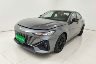 长安UNI-V 2022款 1.5T 尊贵型