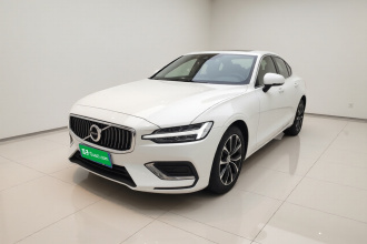 沃尔沃S60 2020款 T4 智逸豪华版