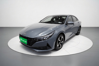 现代 伊兰特 2022款 1.5L CVT LUX尊贵版
