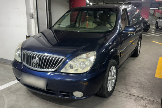 别克GL8 2012款 2.4L BASE舒适版
