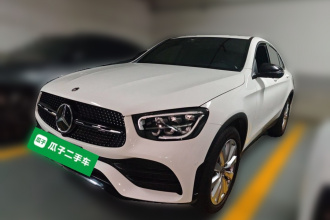 奔驰GLC轿跑 2021款 GLC 260 4MATIC 轿跑SUV
