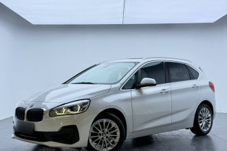 宝马2系旅行车 2019款 218i 领先型