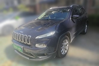 Jeep 自由光 2017款 2.0L 优越版