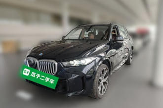 宝马X5 2025款 xDrive 30Li 尊享型M运动曜夜套装