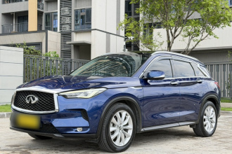 英菲尼迪QX50 2018款 2.0T 四驱菁英版