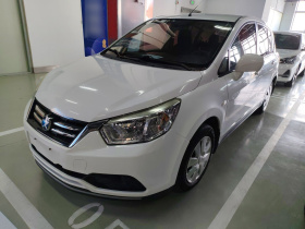 启辰R50 2015款 1.6L 手动时尚版