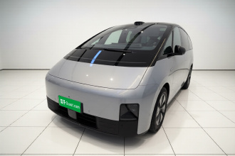理想汽车 理想MEGA 2025款 Ultra 智能焕新版