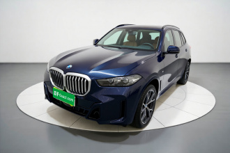 宝马X5 2023款 xDrive 30Li 尊享型M运动曜夜套装