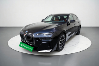 宝马7系 2023款 735Li M运动套装