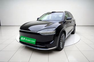 鸿蒙智行 问界M9 2024款 增程 Ultra版 42kWh 6座版