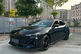 长安UNI-V 2022款 1.5T 智慧领航型