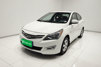 现代 瑞纳 2016款 1.4L 手动智能型GLS