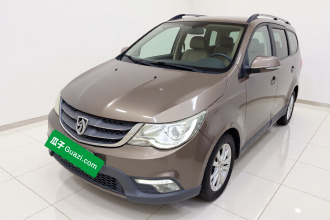 宝骏730 2014款 1.5L 手动豪华型 7座