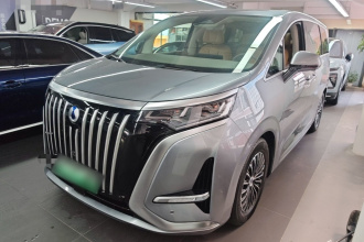 腾势D9 2022款 EV 620 尊贵型