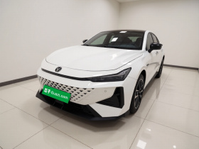 长安UNI-V 2024款 1.5T 尊贵型