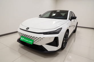 长安UNI-V 2024款 1.5T 尊贵型