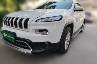 Jeep 自由光 2016款 2.4L 专业版