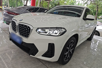 宝马X4 2022款 xDrive 25i M运动套装