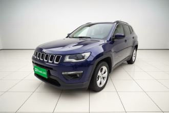Jeep 指南者 2020款 220T 自动精英版