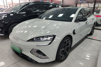 比亚迪 海豹 2022款 700km 长续航后驱版