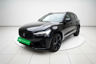 沃尔沃XC60 2025款 B5 四驱智远极夜黑版