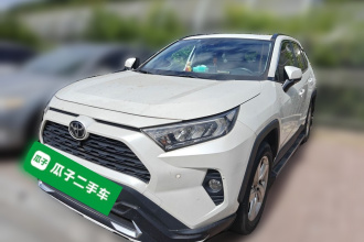 丰田 RAV4荣放 2021款 2.0L CVT两驱风尚PLUS版