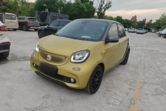 smart forfour 2016款 0.9T 66千瓦先锋版