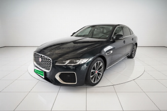 捷豹XFL 2023款 XFL 2.0T P200 两驱精英豪华版