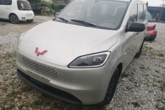 五菱汽车 五菱宏光新能源 2025款 增程式混动 50KM 标准型