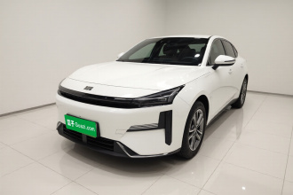 吉利银河 银河L6 2025款 EM-i 140km 远航版