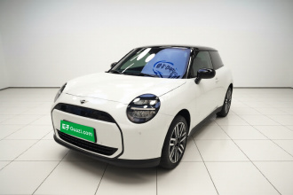 电动MINI COOPER 2024款 456km COOPER E 经典派
