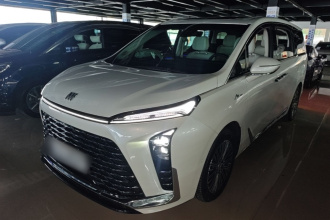 别克GL8新能源 2024款  陆尊 奢享版 7座