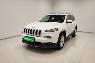 Jeep 自由光 2017款 2.0L 优越版