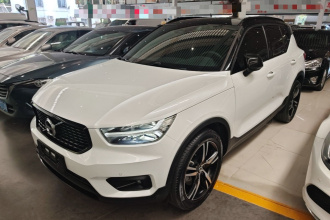 沃尔沃XC40 2021款 T4 四驱智远运动版