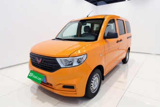五菱汽车 五菱宏光V 2021款 1.5L劲取版LAR