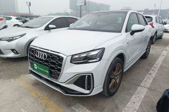 奥迪Q2L 2023款 35TFSI 时尚动感型