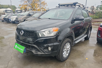 双龙 柯兰多 2014款 2.0L 汽油两驱自动精英导航版