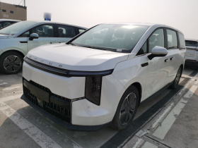 上汽大通MAXUS 大家7 2024款 改款 超混 长续航版 悦享版