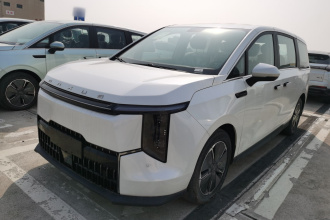 上汽大通MAXUS 大家7 2024款 改款 超混 长续航版 悦享版