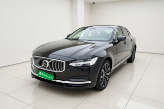 沃尔沃S90 2025款 B5 智远豪华版