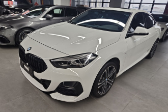 宝马2系(进口) 2023款 改款 225i 四门轿跑车 M运动曜夜套装