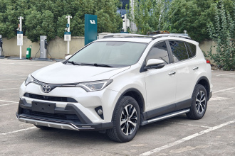 丰田 RAV4荣放 2019款 2.0L CVT两驱风尚版 国VI