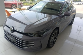 大众 帕萨特 2025款 Pro 380TSI 龙尊版