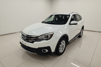 广汽传祺 传祺GS5 Super 2015款 2.0L 自动两驱舒适版