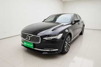 沃尔沃S90 2024款 B5 智逸豪华版