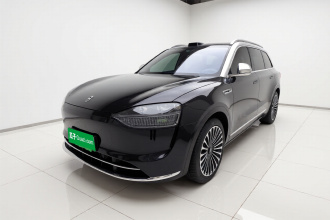 鸿蒙智行 问界M9 2025款 增程 Ultra版 52kWh 6座版 (192线激光雷达）