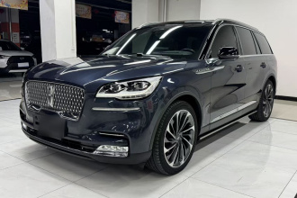 林肯 飞行家 2021款 3.0T V6 四驱行政版