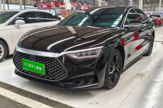 比亚迪 汉 2024款 DM-i 荣耀版 121KM 尊贵型